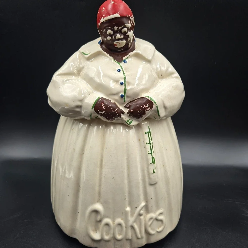 Vintage‎ McCoy 1940s Figural Woman Cookie Jar Pottery Raised Cookies